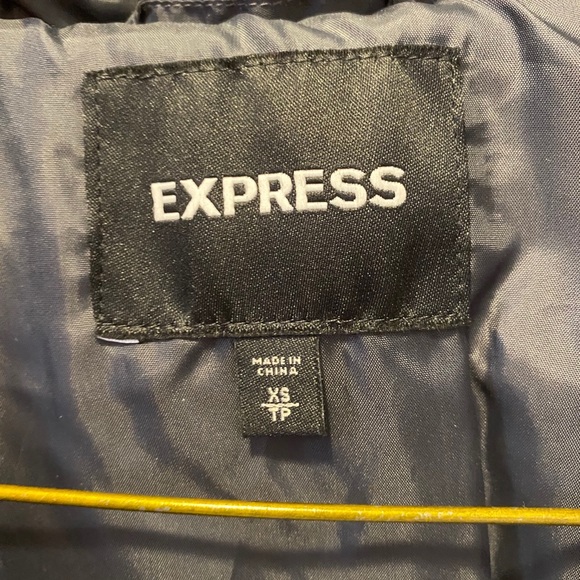 Express Coat - Picture 3 of 4